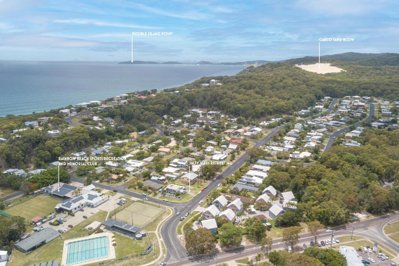 Salty Vibes Retreat Apartment Rainbow Beach Exterior photo