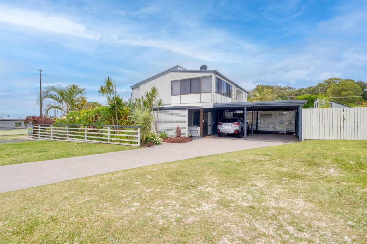 Salty Vibes Retreat Apartment Rainbow Beach Exterior photo