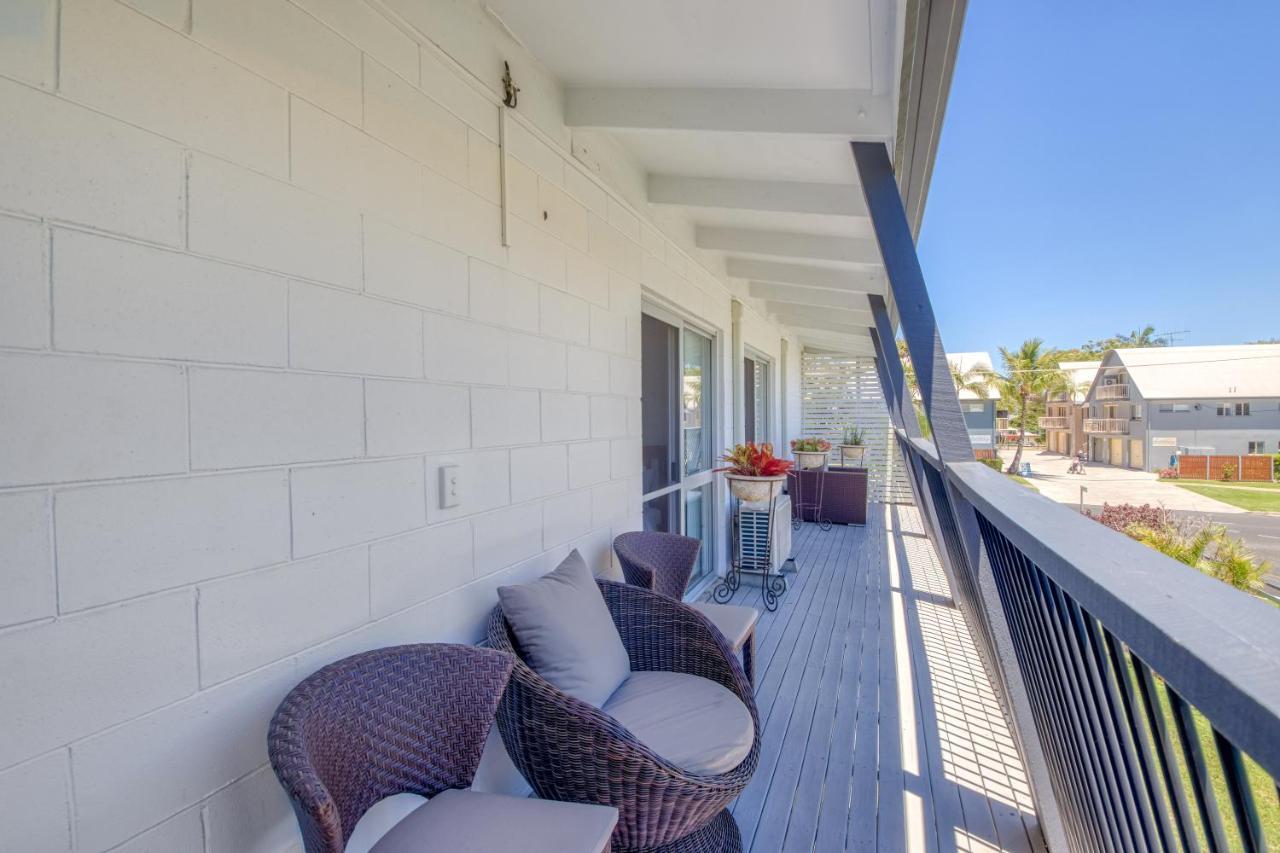 Salty Vibes Retreat Apartment Rainbow Beach Exterior photo
